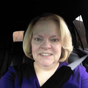 Meet your Posher, Debra